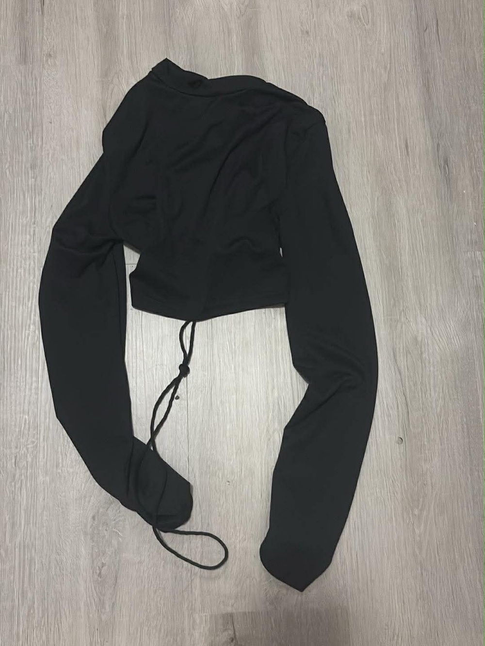 SHEIN Black Long-Sleeve Tie-Back Crop Top